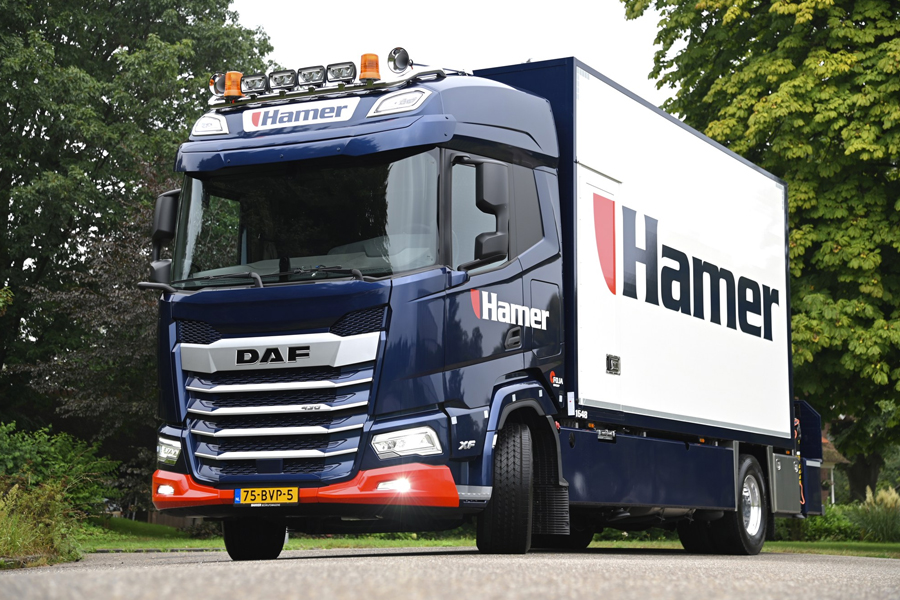 Hamer 3 900 x 600.jpg